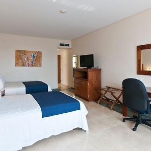 Standard Ocean View Two Double Beds